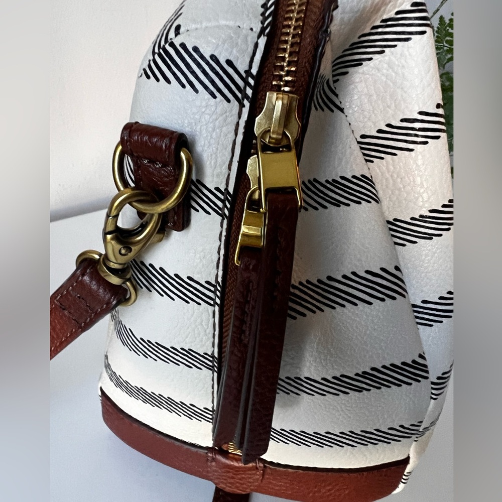 Fossil Neutral Striped Sydney Satchel Crossbody Bag - Picture 5 of 16